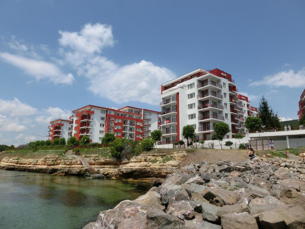 Panoramic Sea View Apartment Crown, Pools And Beach, Sweti Wlas Exterior foto
