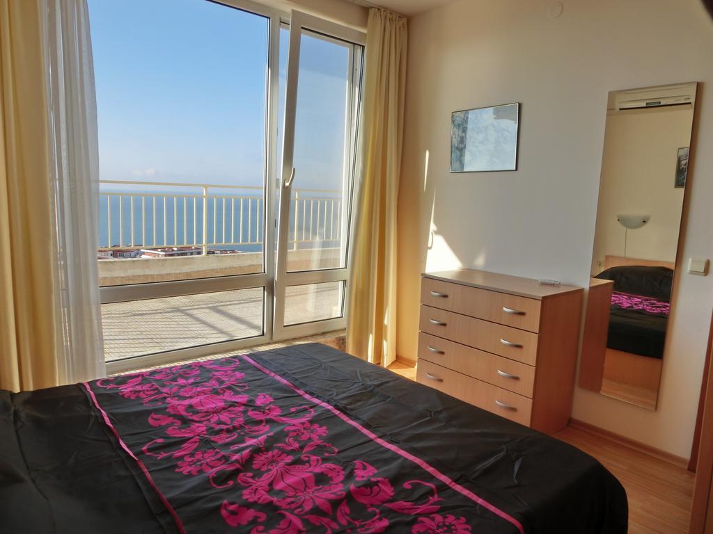 Panoramic Sea View Apartment Crown, Pools And Beach, Sweti Wlas Exterior foto